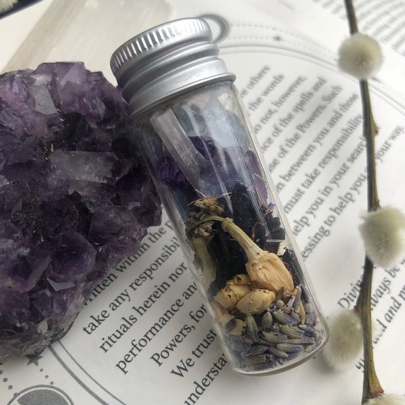 Intuition Charmed Spell Bottle Apothecary Oddity - Focus Booster - Picture 5 of 14